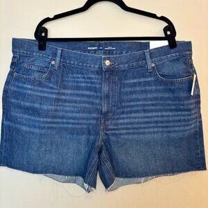 NWT Old Navy Women’s High-waisted Slouchy Straight Cut-off Jean Shorts S…